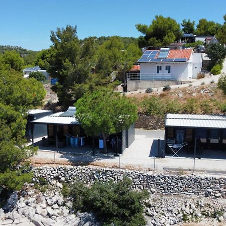 Hipo Camp Mobil Home Arta Pakostane Exterior photo