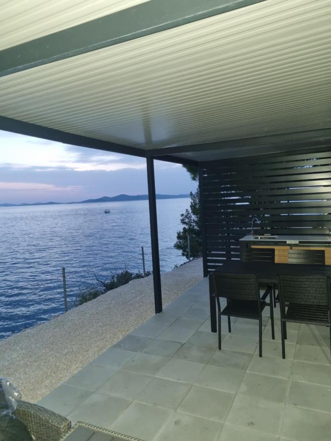 Hipo Camp Mobil Home Arta Pakostane Exterior photo